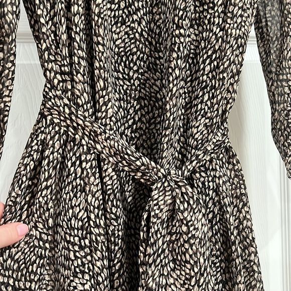 Banana Republic FLUTTER MIDI SHIRTDRESS - Picture 6 of 8